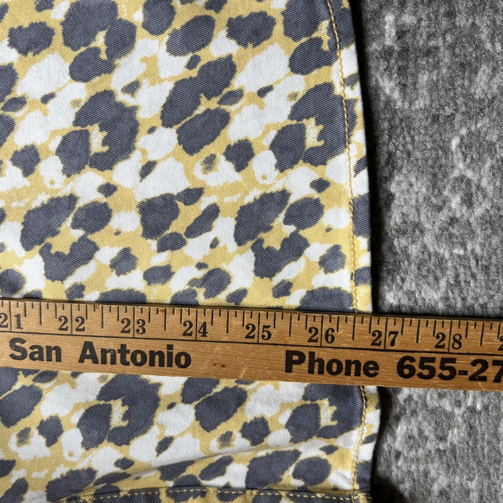 Cabi The Dreamer Providence Shirt Jacket Large Yellow Gray Leopard Animal Print — image 5 of 8